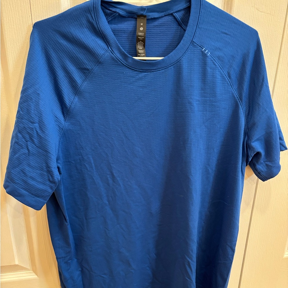 Lululemon Athletica Metal Vent Tech T
Never worn